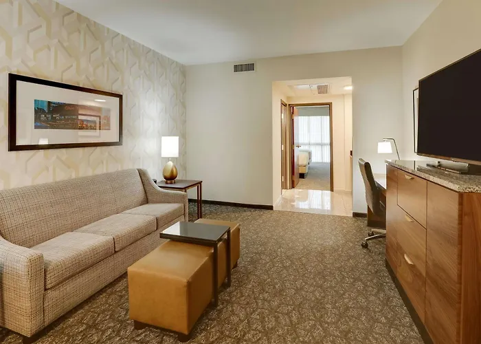 Hotel Drury Plaza Downtown