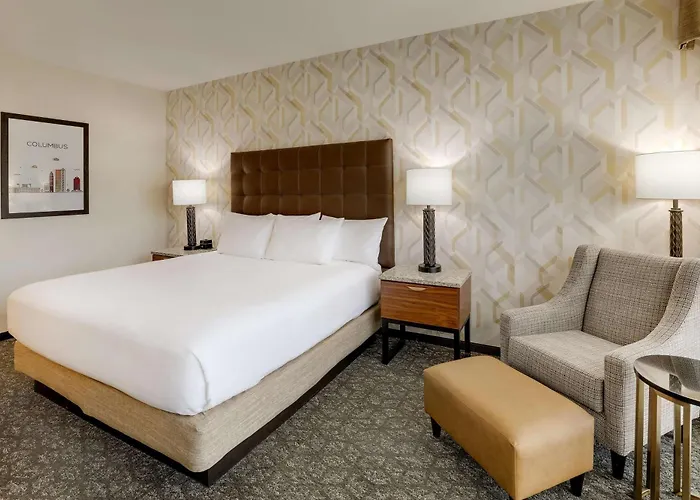 Drury Plaza Downtown Hotel
