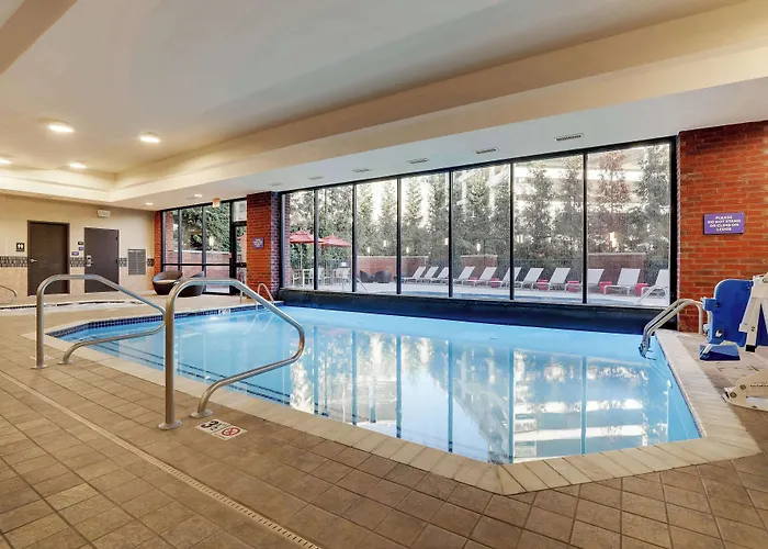 Hotel Drury Plaza Downtown 4*